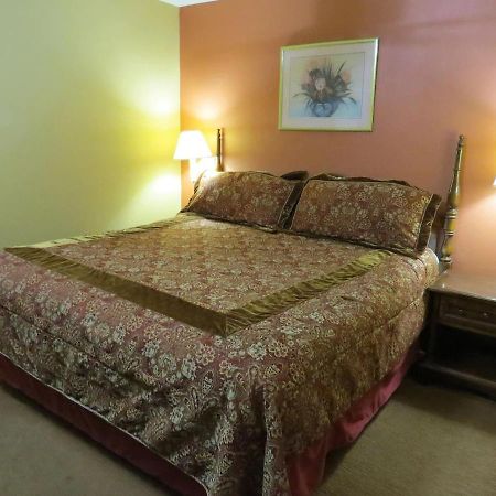 First Western Inn Caseyville Екстериор снимка