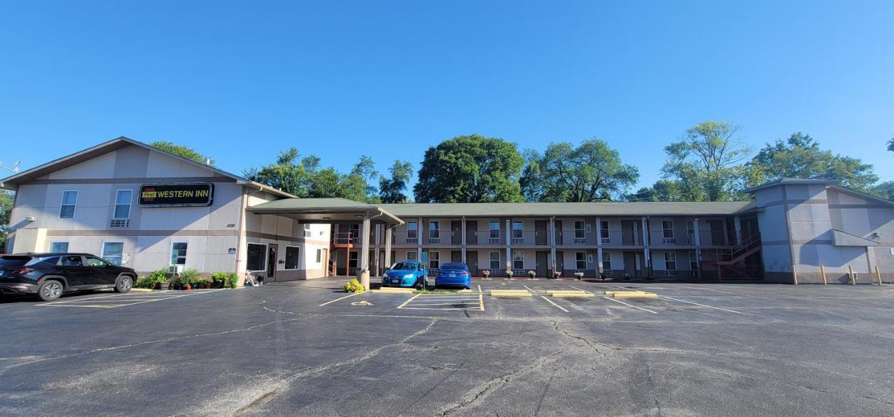First Western Inn Caseyville Екстериор снимка