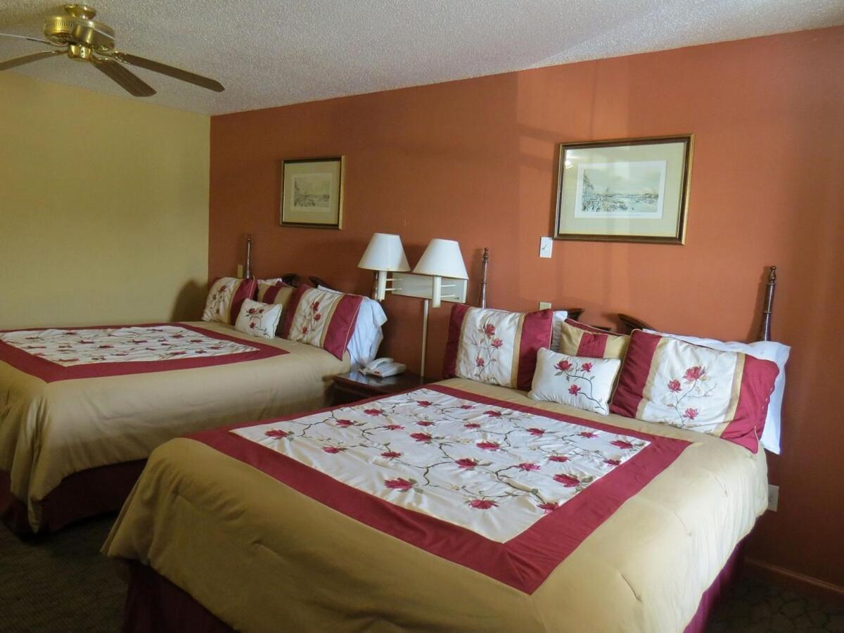 First Western Inn Caseyville Екстериор снимка