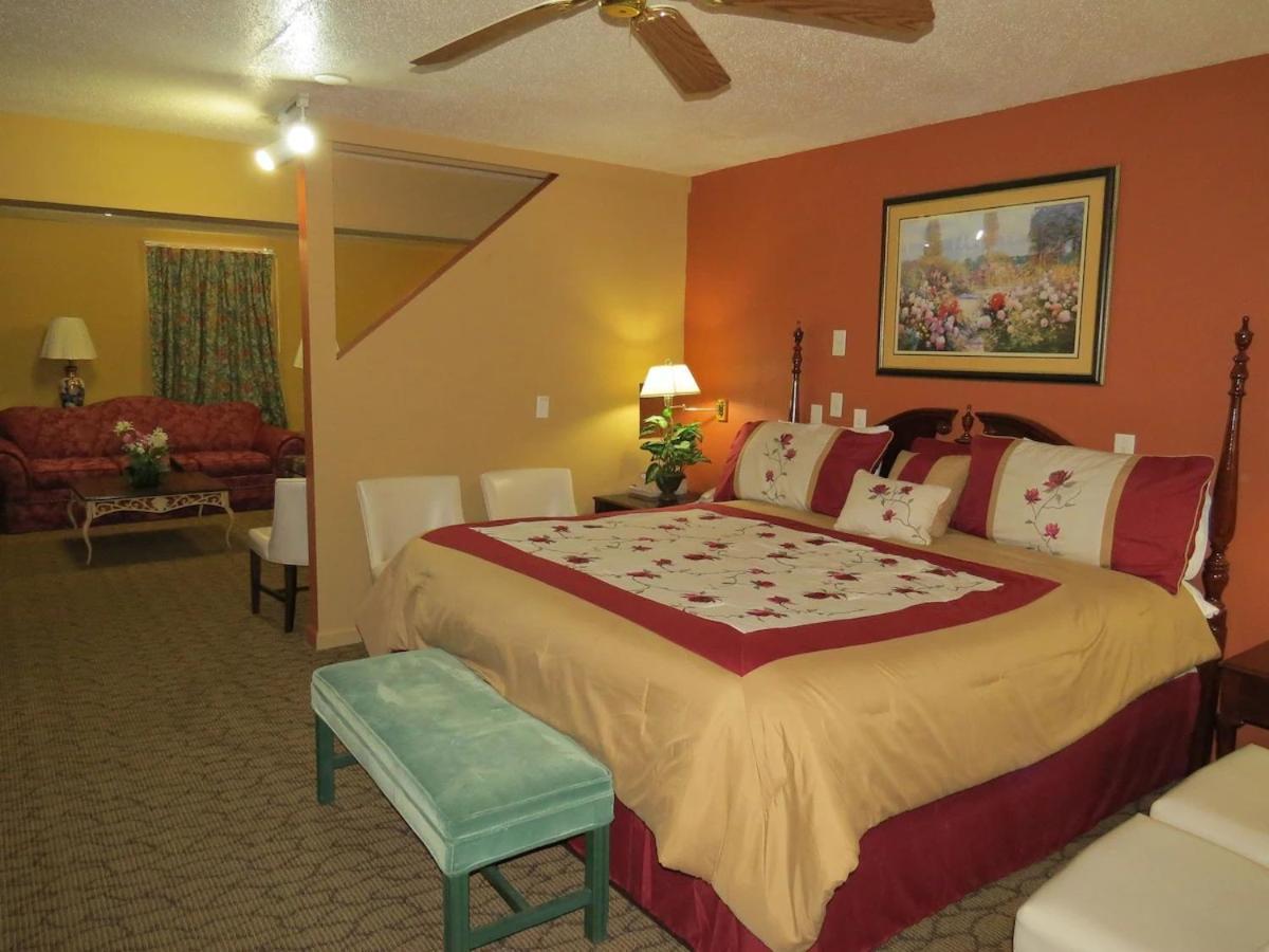 First Western Inn Caseyville Екстериор снимка